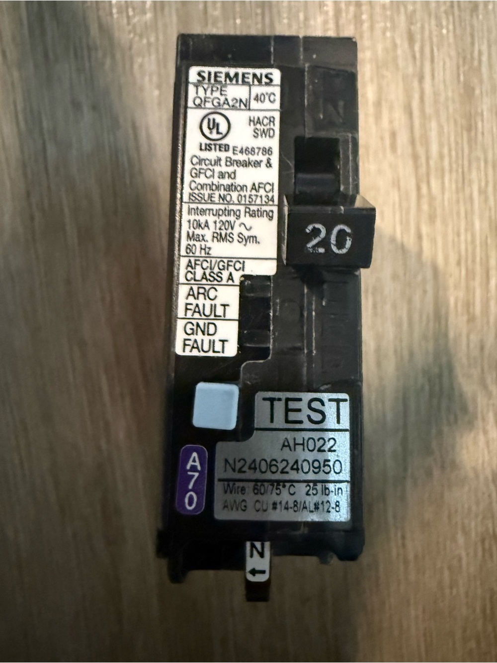 Siemens QF120AN 20A Plug-In Circuit Breaker